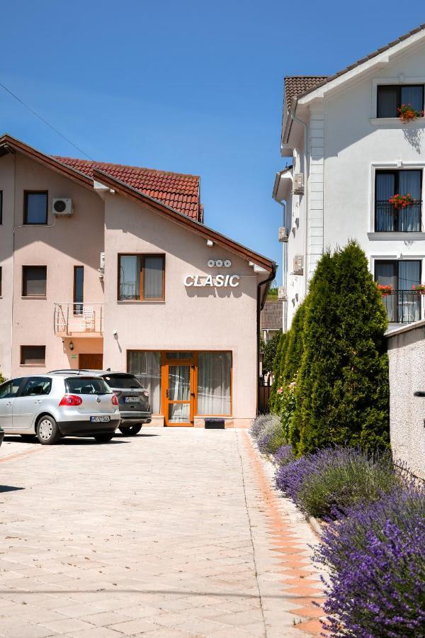 Pensiunea Clasic Hunedoara Pestisu Mare Luaran gambar