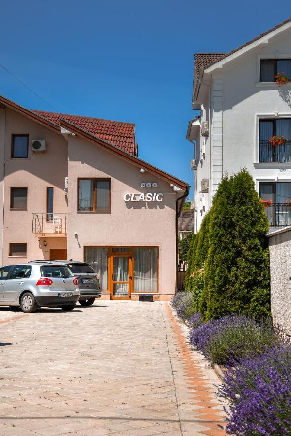 Pensiunea Clasic Hunedoara Pestisu Mare Luaran gambar