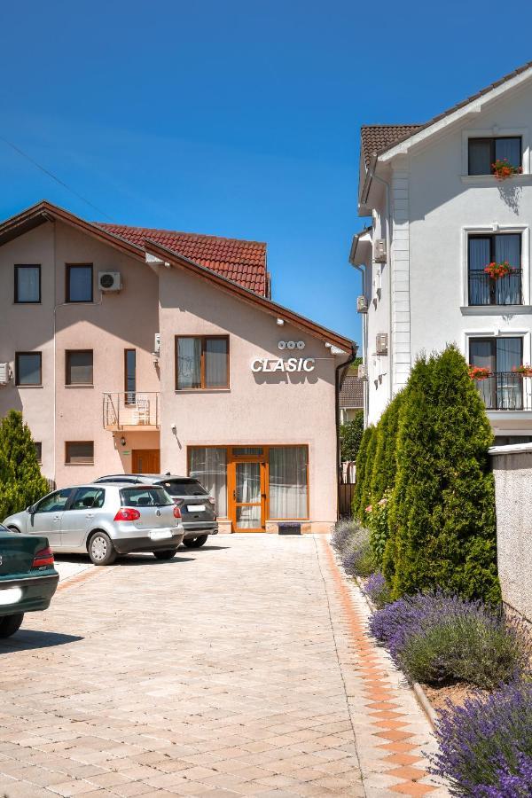 Pensiunea Clasic Hunedoara Pestisu Mare Luaran gambar